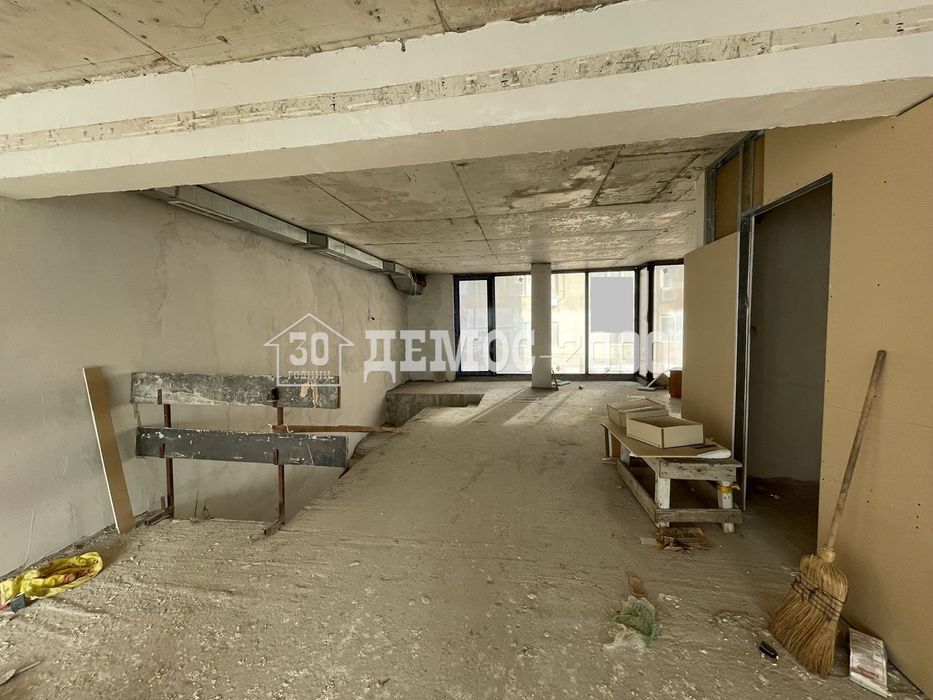 Търговско помещение - заведение на главен булевард