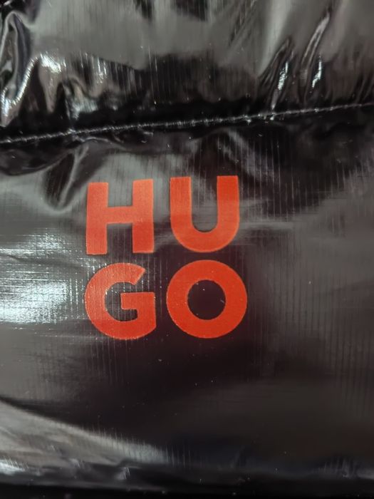 Geaca impermeabila Hugo, calitate garantata,am mai multe mărimi