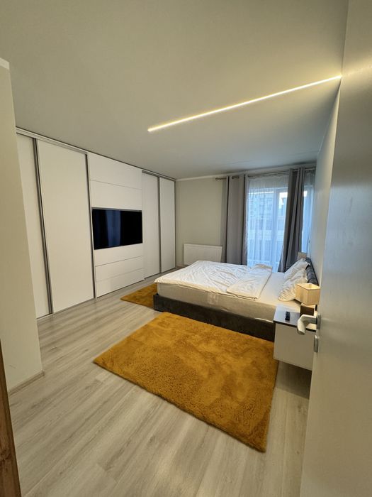 apartament cu 2 gradini