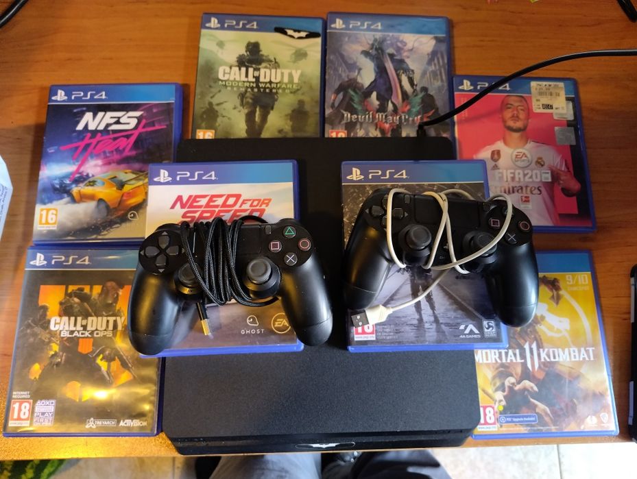 PlayStation 4 + 8 игри