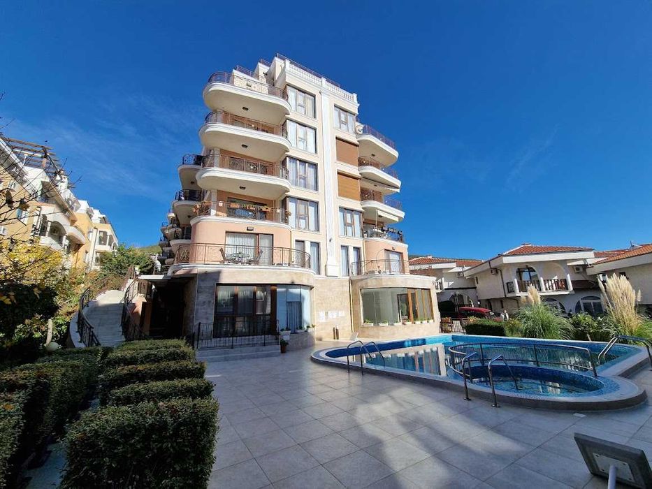 Продава се Тристаен апартамент в Свети Влас - 94 кв.м за 1756 €/кв.м - Снимка #13