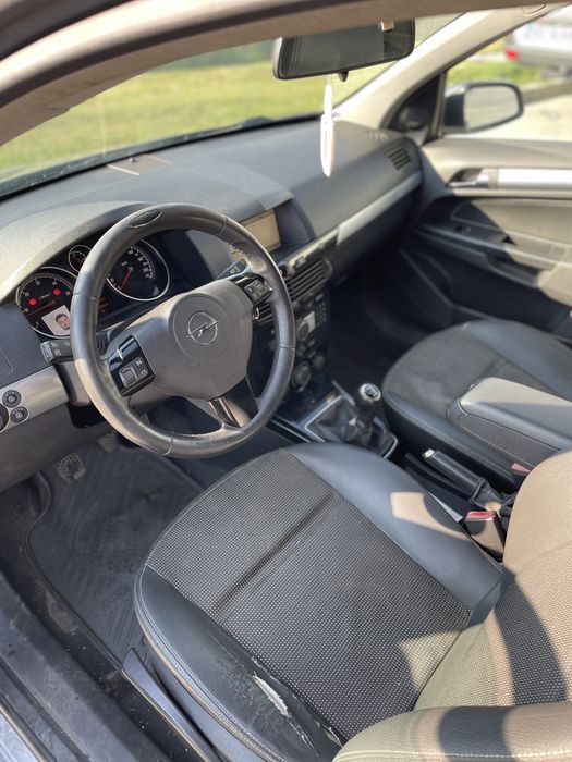 Opel Astra H 1.7 CTDI din 2007