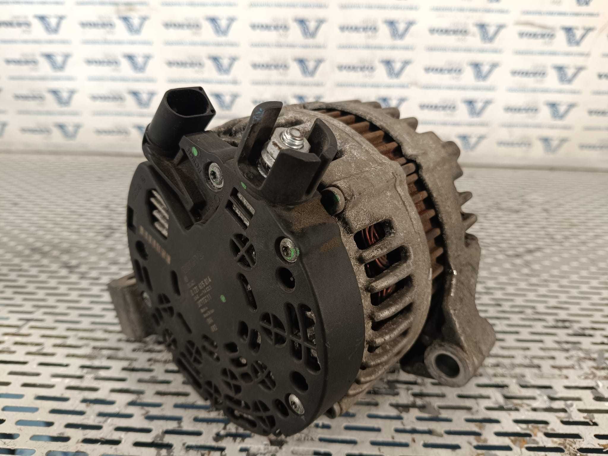 Alternator 2.4D5 E4 Volvo C30, S70, S40, V50, C70  30773111