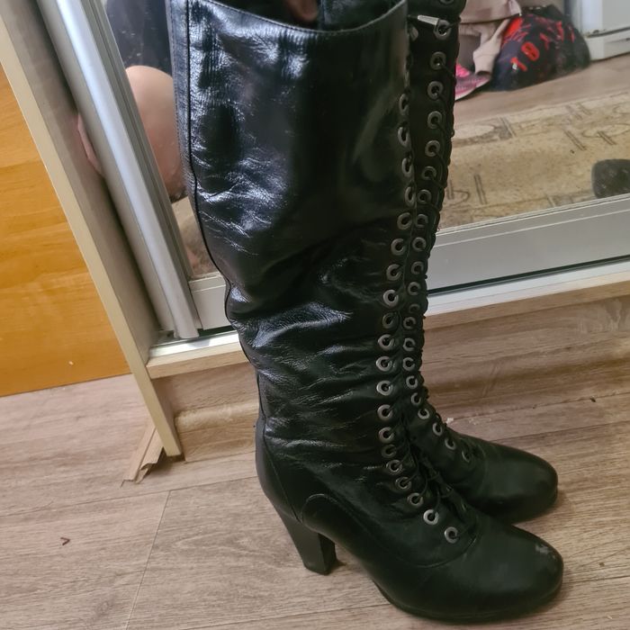 Женские зимние сапоги