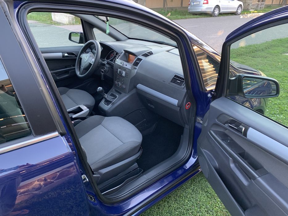 Vand opel zafira b 1.6 benzina