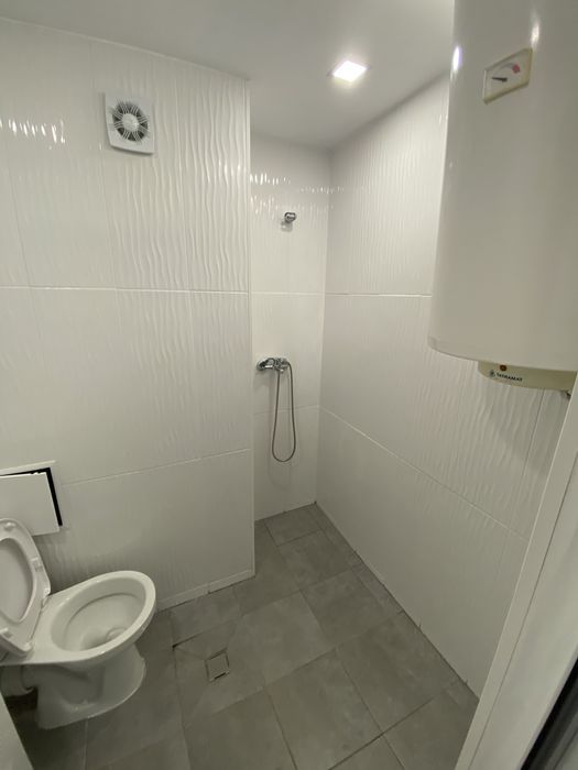 Продава се Тристаен апартамент в Добрич, Строител - 77 кв.м за 457 €/кв.м - Снимка #12