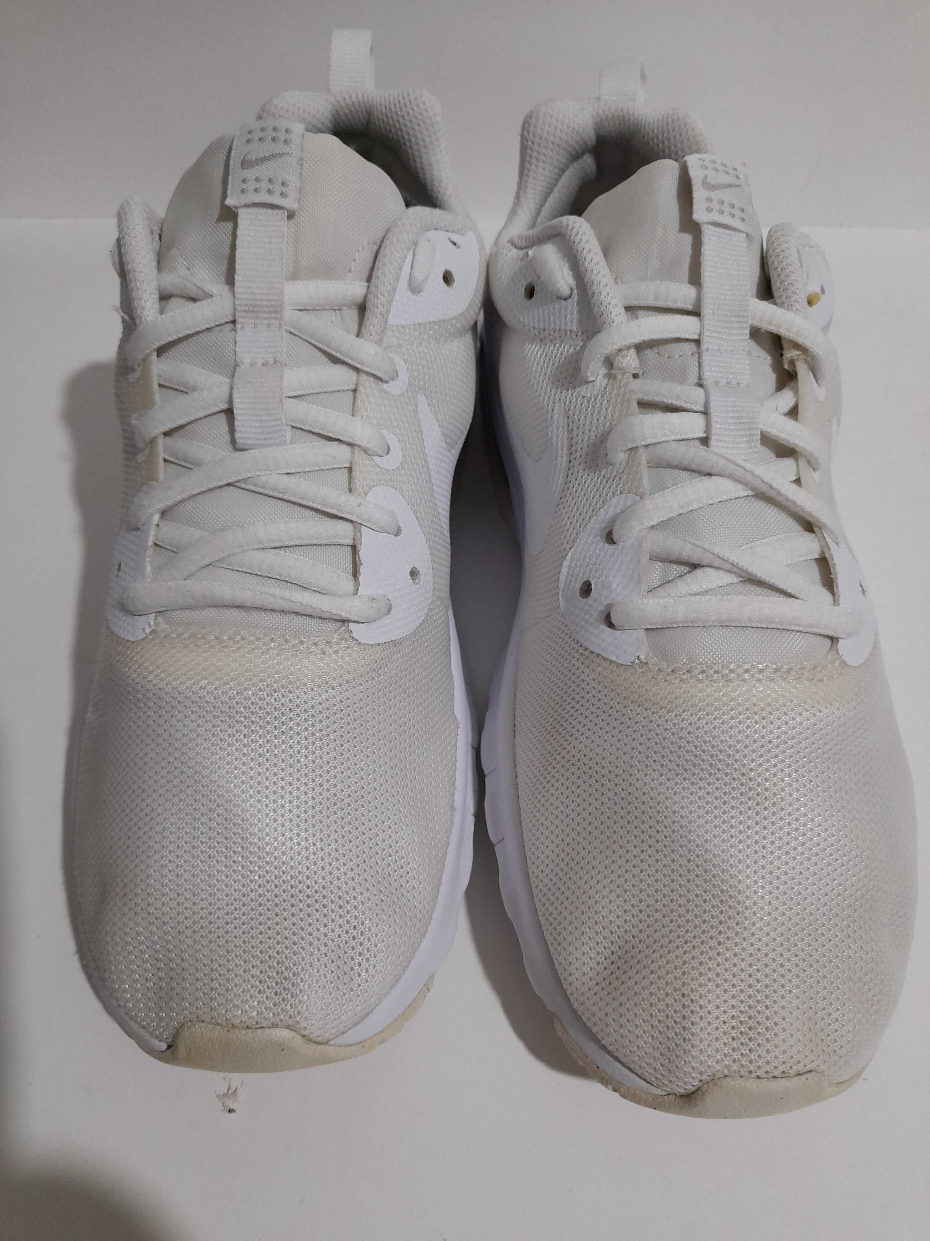 NIKE Air Max Low Motion - marimea 38