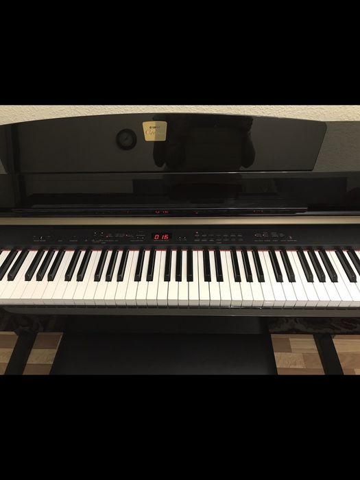 Цифровое пианино Yamaha(Clavinova) CLP-330