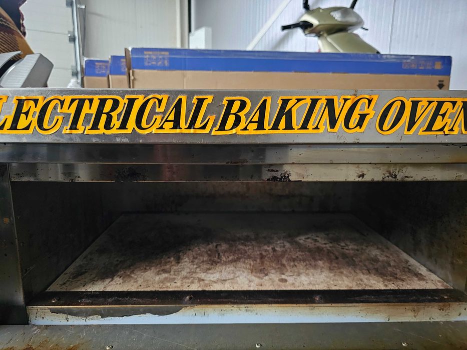 Електрическа пещ за пици