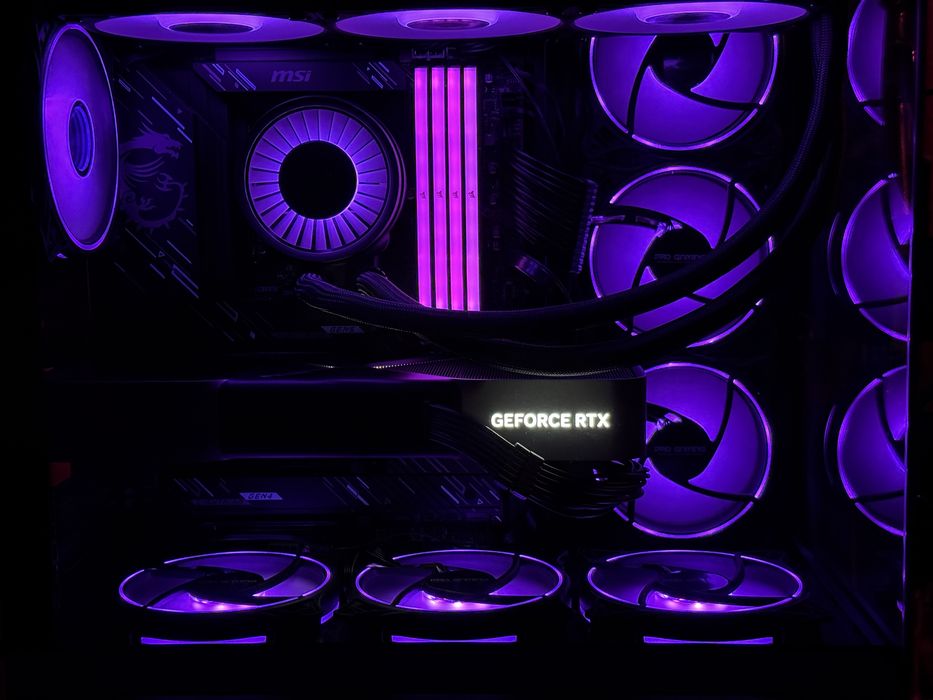 Carcasa PC ATX - 7 ventilatoare ARGB cu controller