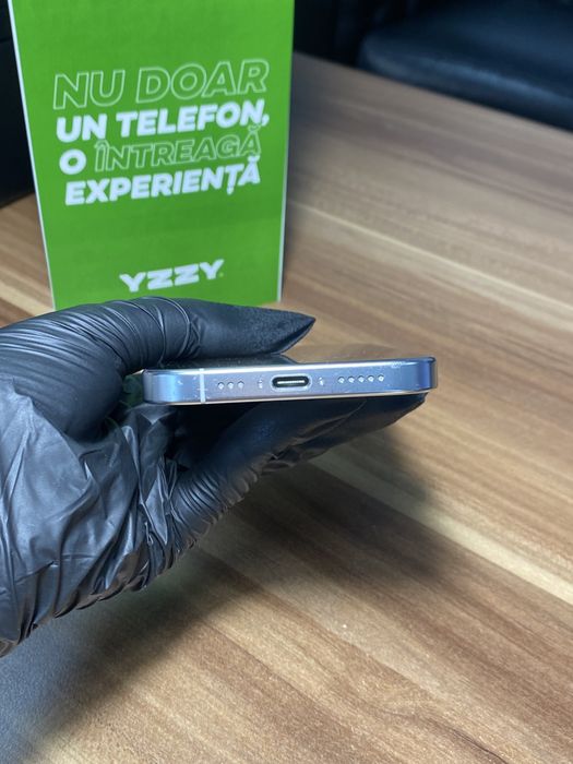 iPhone 16 Pro / 128 GB / Sănătate baterie 96% / Foarte bun