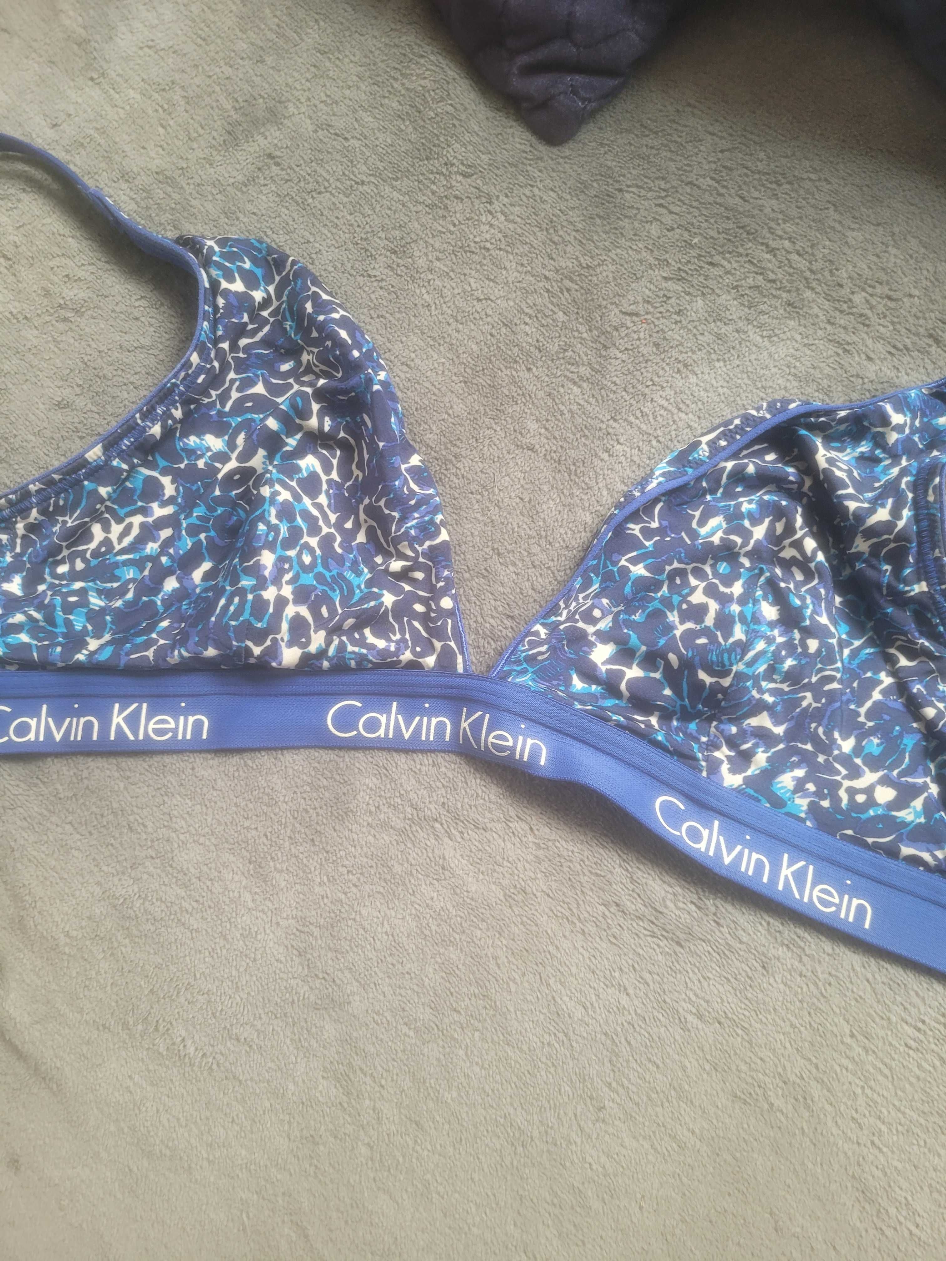 Сутиен  Calvin Klein