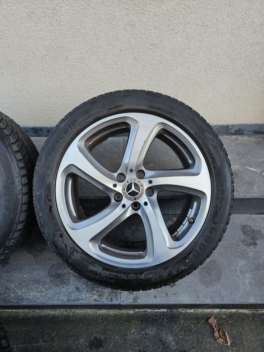 Jante originale Mercedes R18 + Anvelope iarna 245 45 18