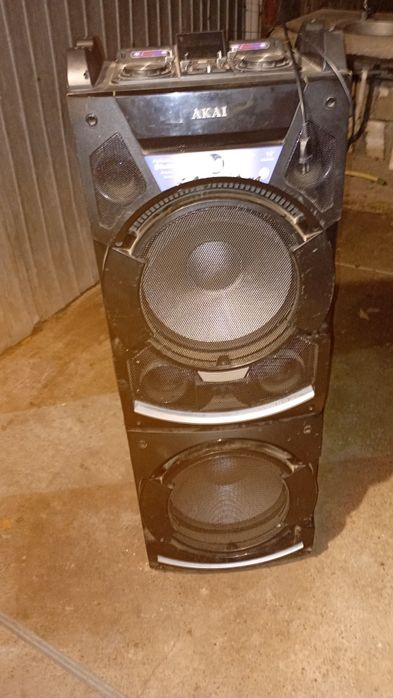 Vand Urgent Boxa Akai stare buna 1.500 lei usor negociabil