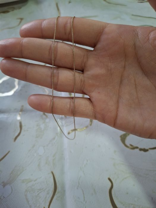 Продам золотую цепочку