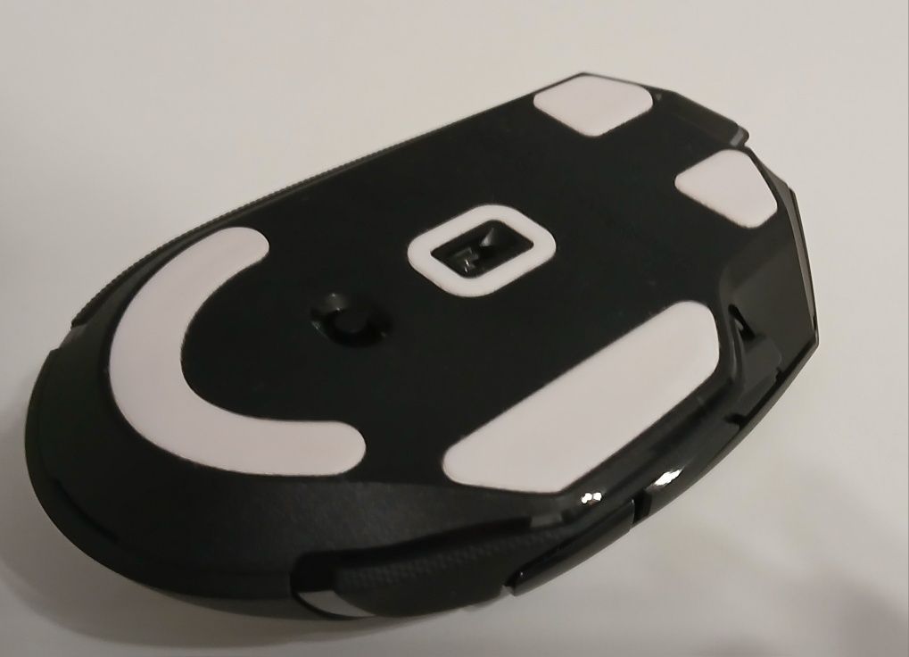 Мишка Razer basilisk v3 x hyperspeed