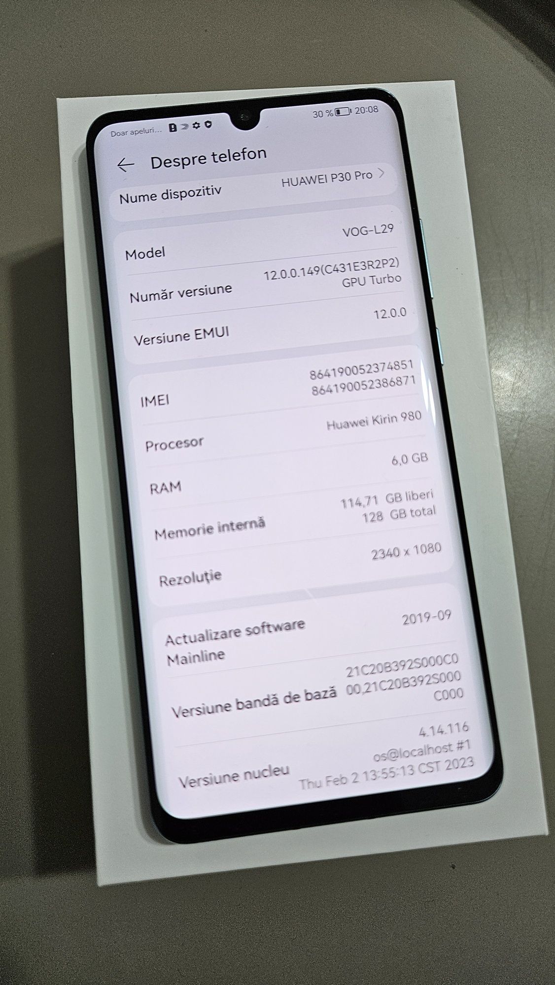 Vând Huawei P30 Pro Aurora - 128G, 6GB + 2 huse Bonus