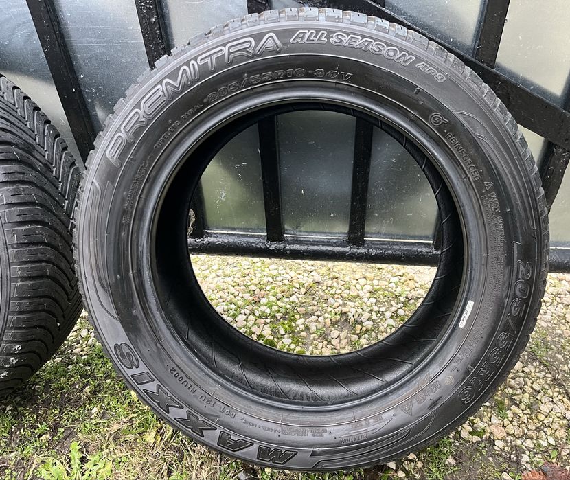 Maxxis 205/55/16