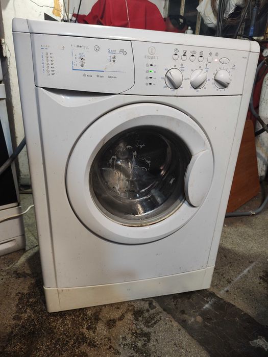 Сервизирана пералня с един месец гаранция