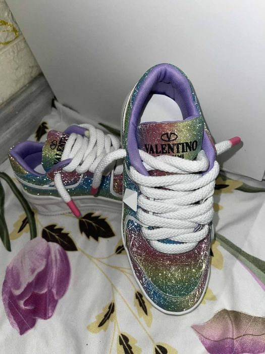 Adidasi superbi dama .