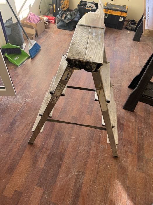 Алуминиева двустранна стълба KRAUSE DOPLO 2x4