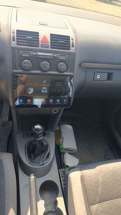 Piese motor cutie volanta navigație ușa haion far volan vw Touran 2008