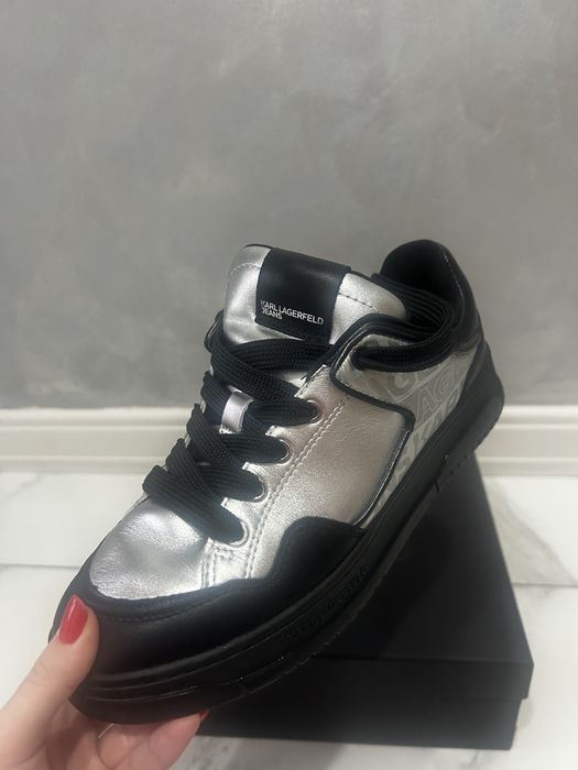 Adidasi Karl lagerfeld marimea 41