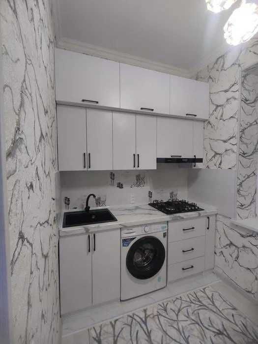 R2 Сдаётся квартира 2/2/4 на МАКСИМА ГОРЬКОГО ор-р метро БИЙ!