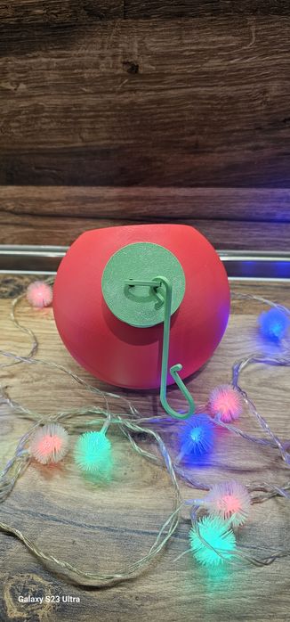 Коледна топка за бонбони