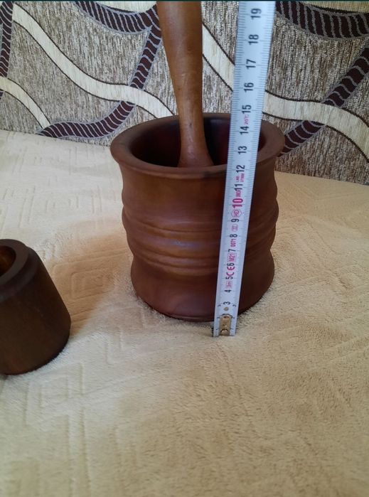 Mojar mare din lemn si spargator de nuci