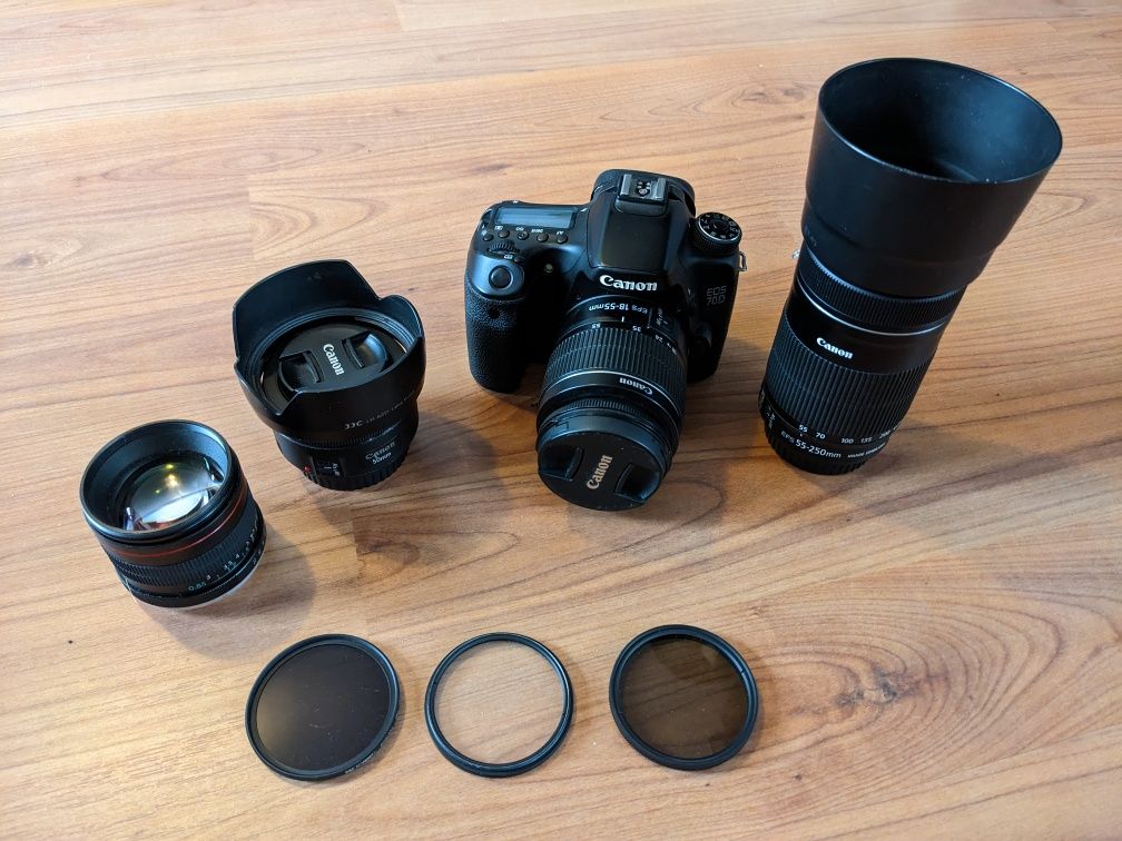Camera foto Canon eos 70D cu 4 obiective