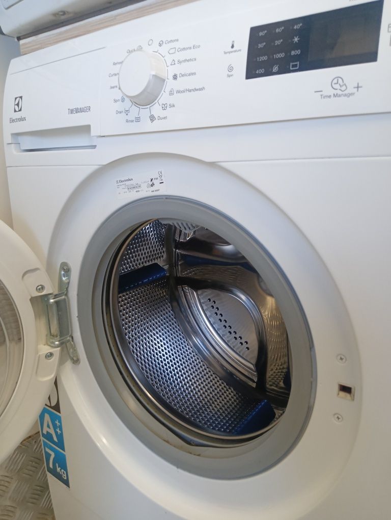 Masina de spalat și uscător ELECTROLUX 7 KG