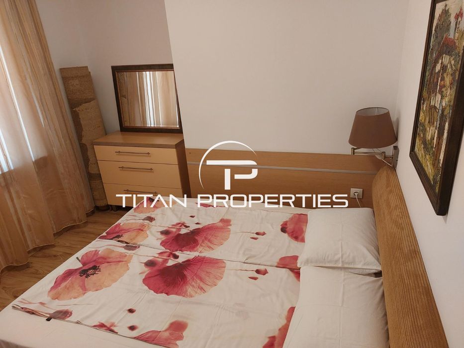 Дава се под наем Двустаен апартамент в Бургас, Център - 55 кв.м за 408 € - Снимка #2