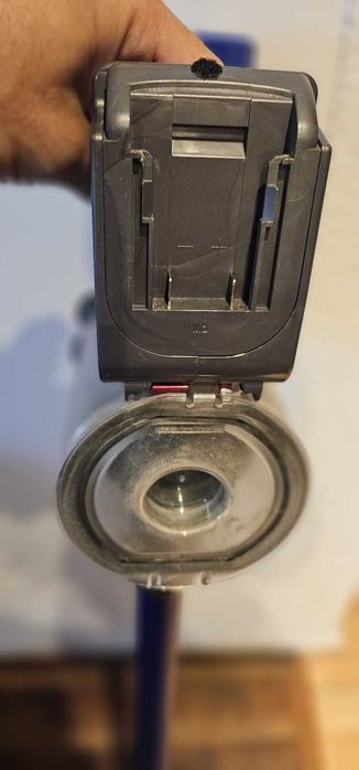 Dyson V8 cu adaptor Baterie Dewalt
