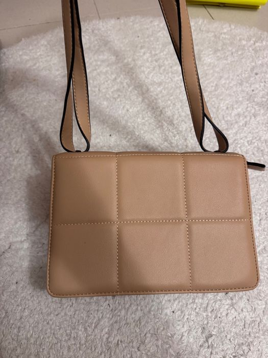 Дамски чанти различни модели