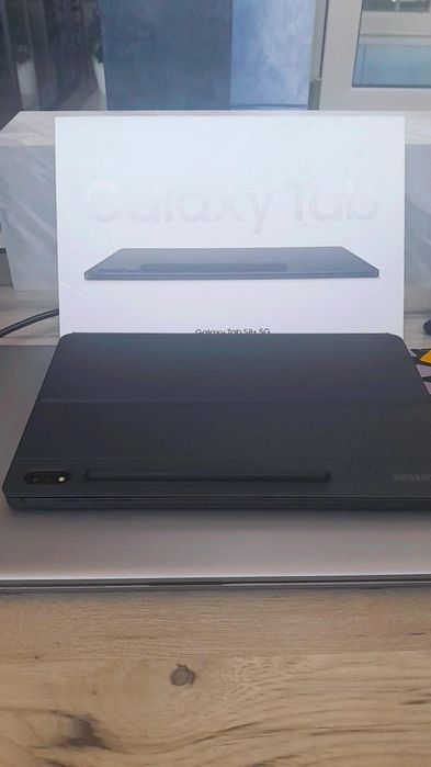 Samsung Galaxy Tab S8 + 5G-256Gb (deyarli yangi)