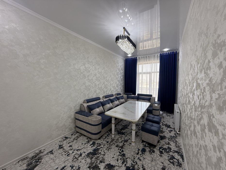 Chinor Restarant Oldida 2 va 3 xonalik Uy Sotiladi 550$ kvadrati