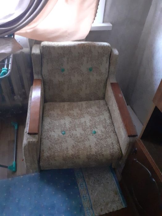 Кресло отдам даром