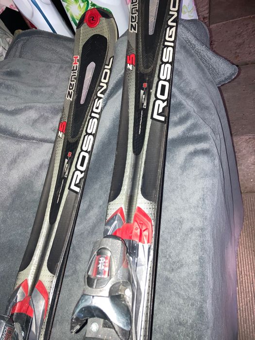 Продавам запазени ски Росигнол Z 5.