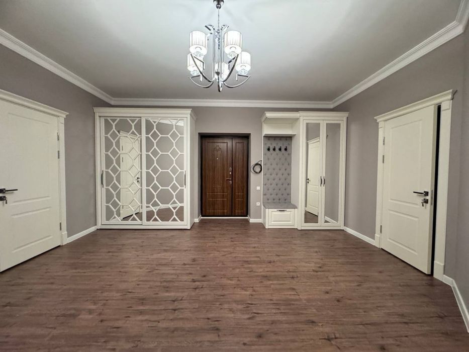 Parisien Продается 4 комнатная квартира ремонт мост Мукимий Яккасарай