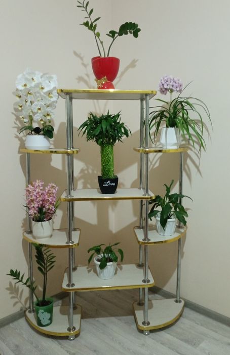 Полки для цветов, столики