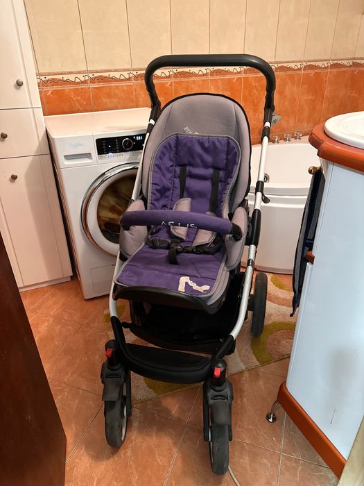 Бебешка количка Amelis