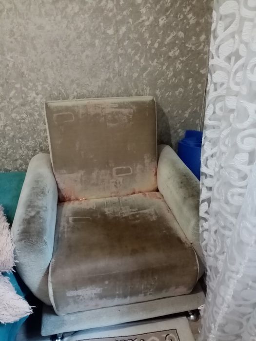 Кресла 2 штуки, для обшивки