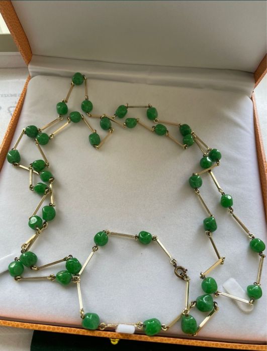 Colier de Bijuterii din pietre naturale,verzi purtat de 2 ori ,rand du