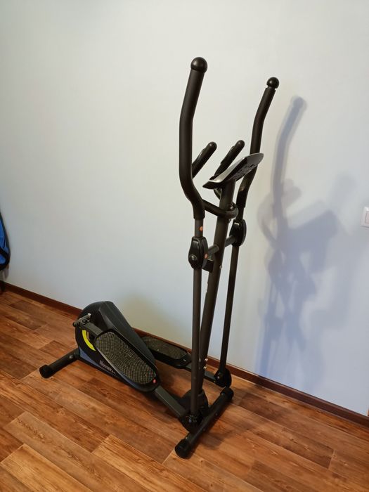 Эллиптический тренажёр