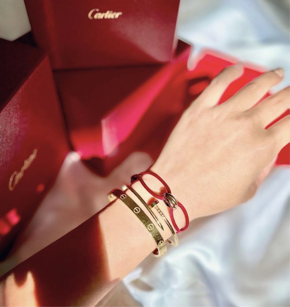 Копринен конец Cartier