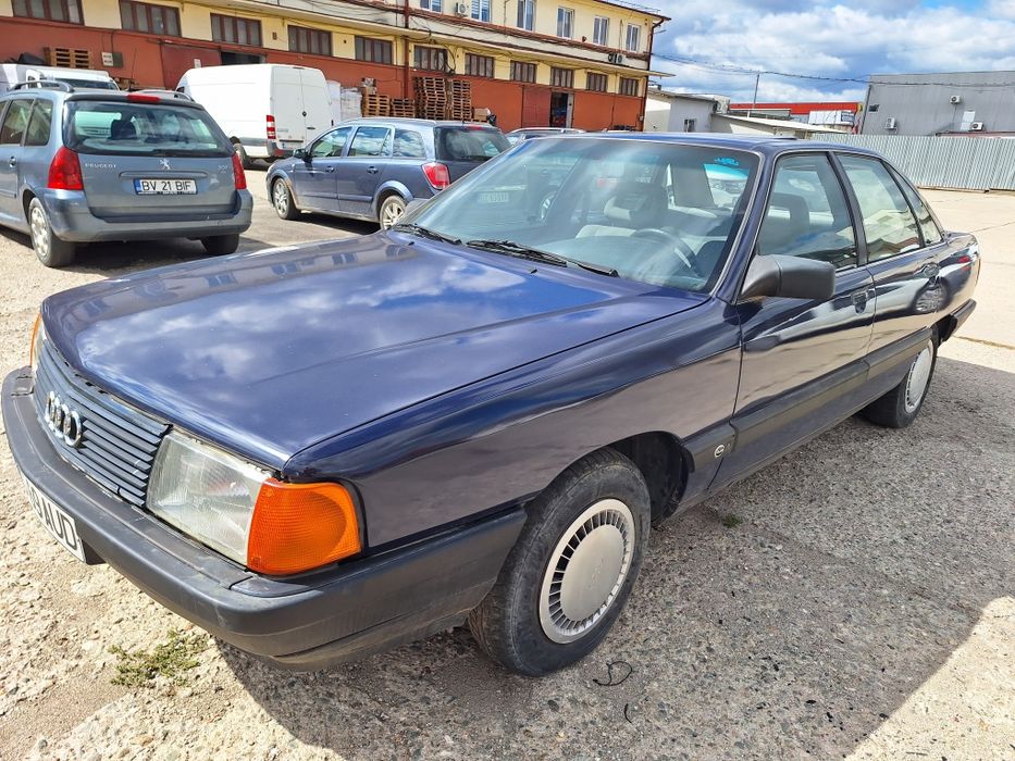 Audi 100, vehicul istoric , benzina 1781 cmc, an fabr. 1989