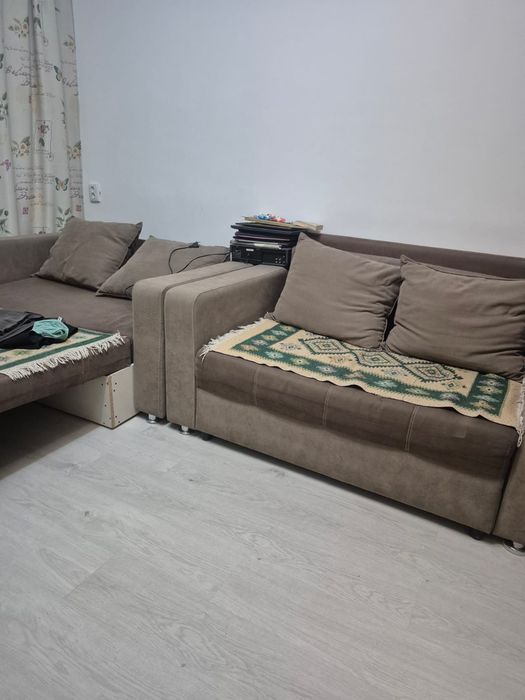 Срочно продаются диван-кресло