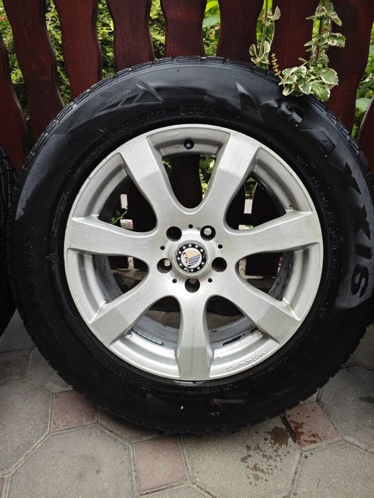 Jante Volvo XC60/Ford Kuga M+S 235 65 17