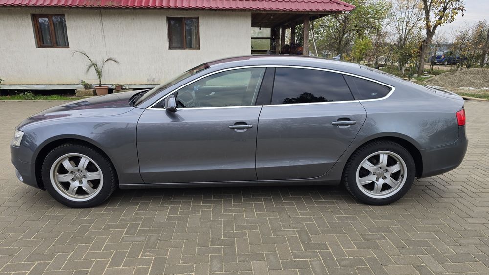 Vând Audi A5 Sportback 2013